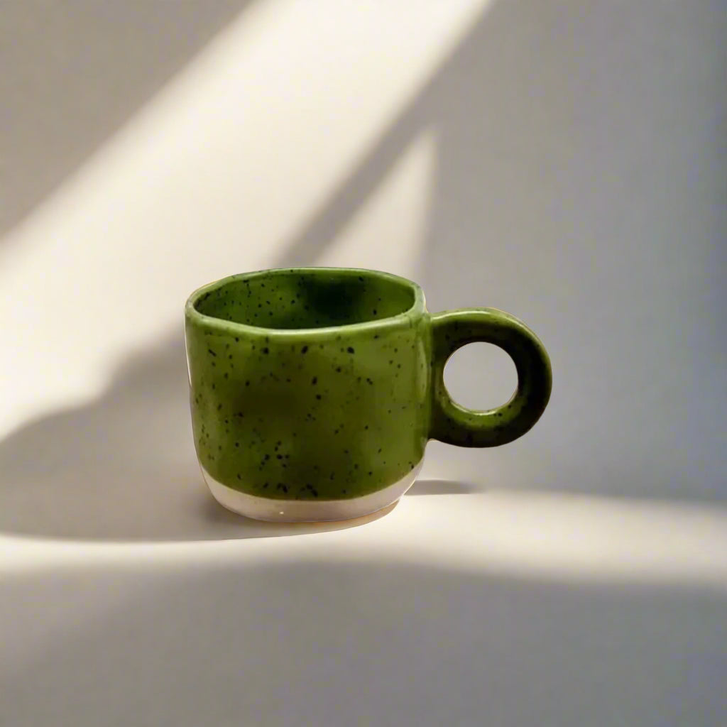 Creative Ring Handle Ceramic Mug – Korean INS Style Irregular Splash Ink Coffee Cup for Office and Breakfast Tea