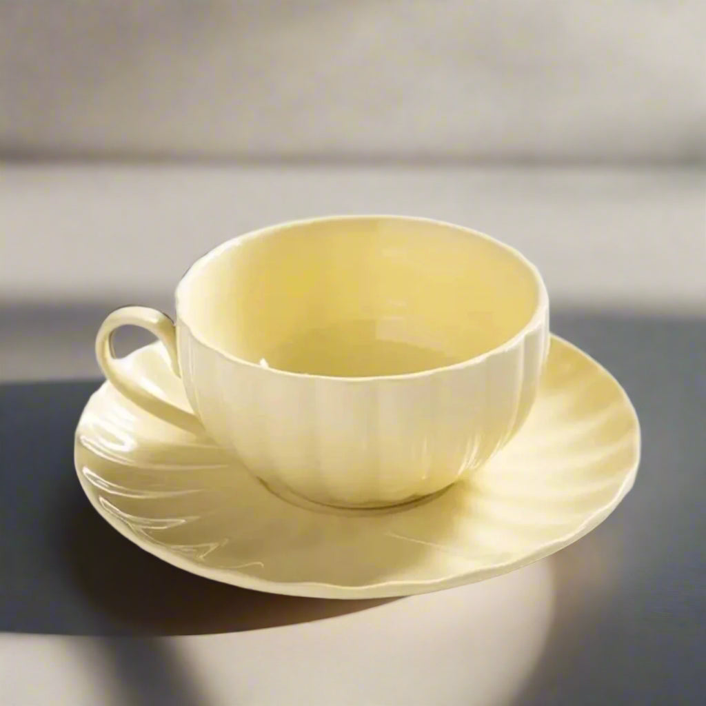 Elegant Floral Ceramic Tea Cup and Saucer Set – Charming Coffee Cup with Saucer Plate