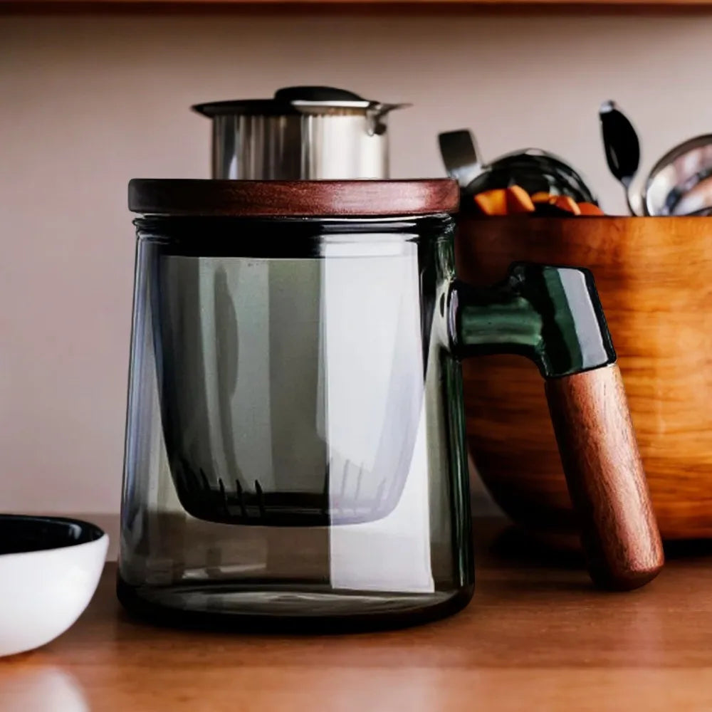 Glass Tea Cup with Walnut Wooden Handle and Lid – Elegant Design for Scented Tea and Office Use
