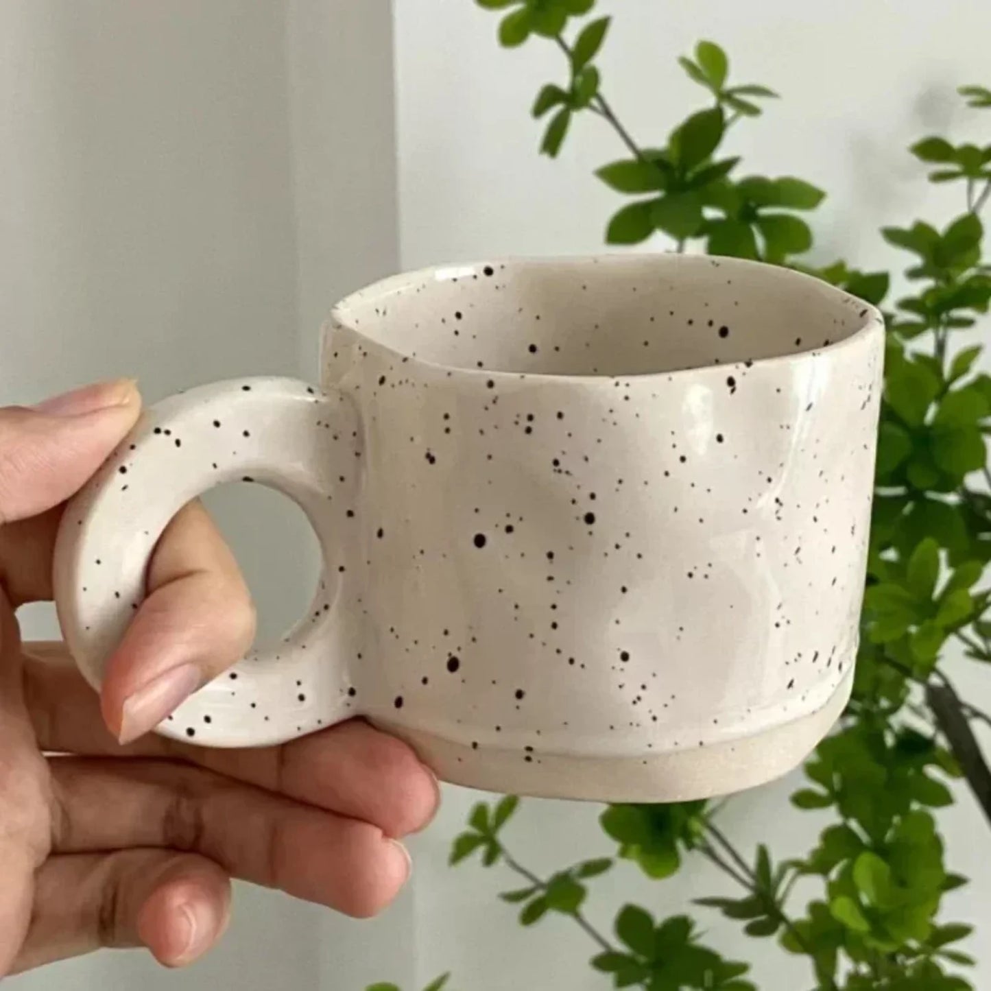 Creative Ring Handle Ceramic Mug – Korean INS Style Irregular Splash Ink Coffee Cup for Office and Breakfast Tea
