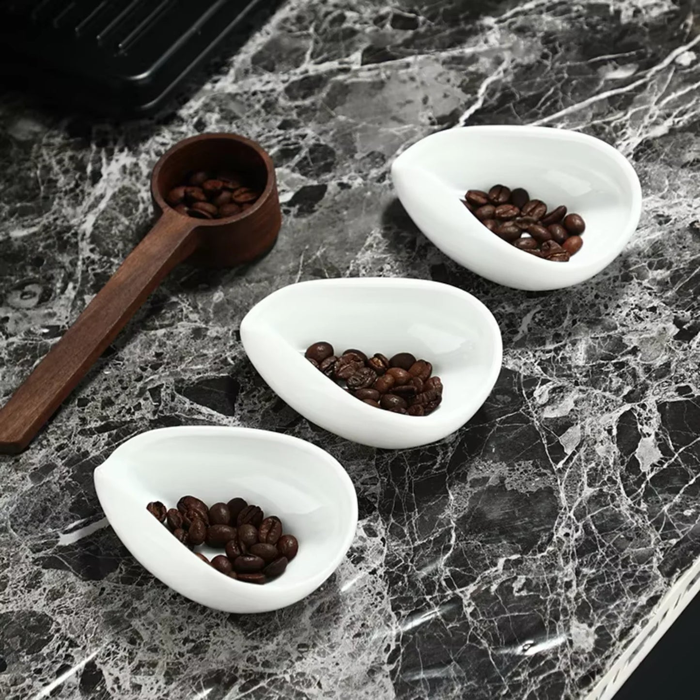 Plateau de mesure de grains de café en céramique - plat à l'échelle facile à nettoyer pour une mesure précise de la poudre de café