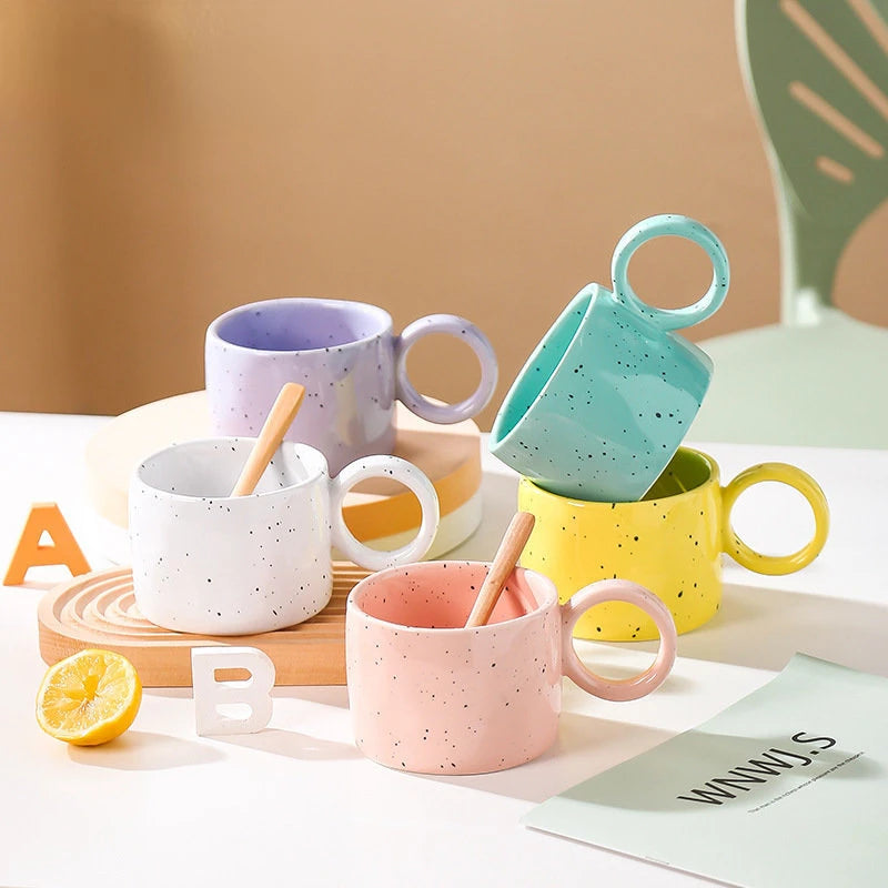 Ergonomic Customizable 300ml Ceramic Coffee Mug – Perfect for Coffee Enthusiasts and Sharing Breaks