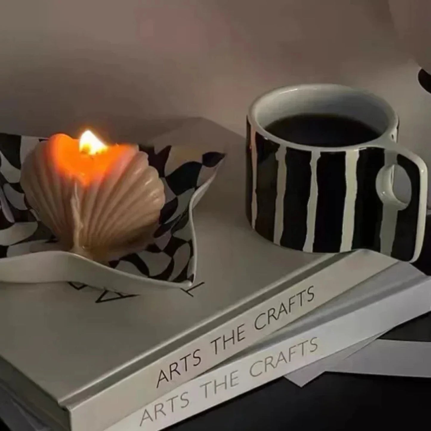 Medieval Retro Stripe Hand-Painted Ceramic Breakfast Cup – Unique Gift for Coffee Lovers