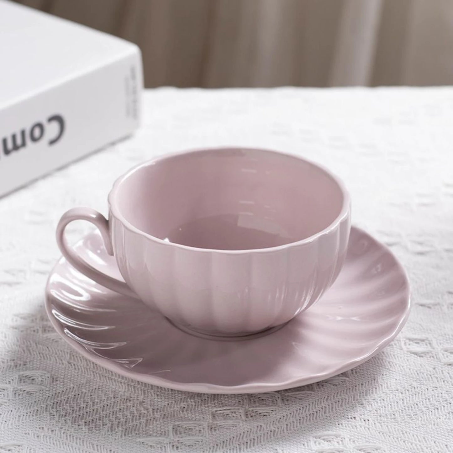 Elegant Floral Ceramic Tea Cup and Saucer Set – Charming Coffee Cup with Saucer Plate
